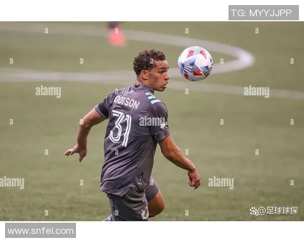 全球十大左后腰足球球星盘点 他们是场上不可或缺的中流砥柱