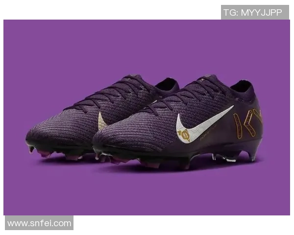 姆巴佩专属足球鞋设计灵感揭秘 助力法国巨星在绿茵场上的飞跃